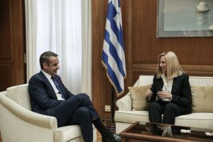 Γεννηματά για ψήφο αποδήμων : Να εκλέγουν αντιπροσώπους οι Έλληνες πολίτες του εξωτερικού
