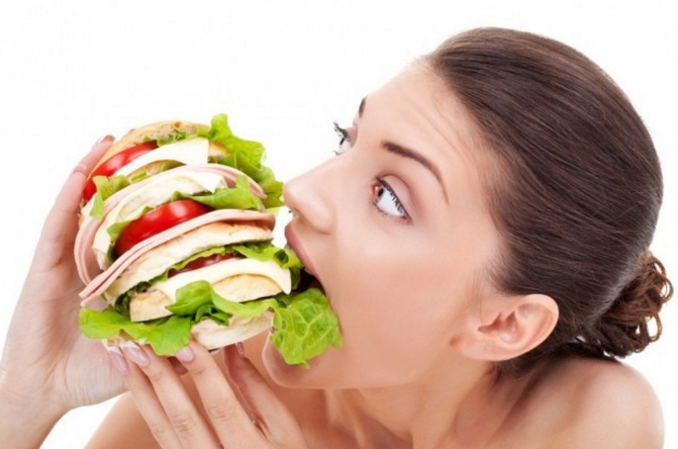 Γιατί κάποιες φορές τρώμε χωρίς να πεινάμε