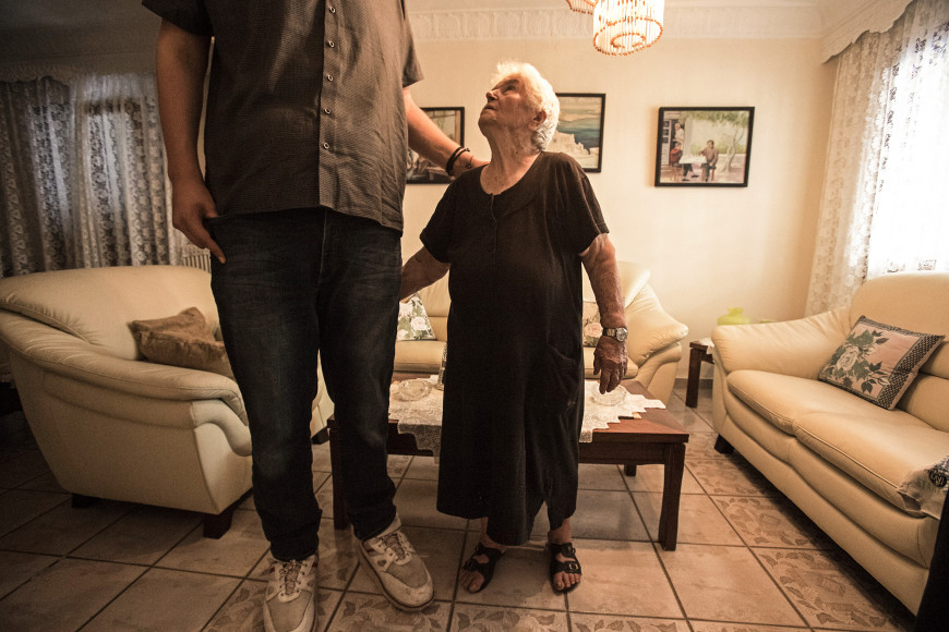 Γνωρίστε τον ψηλότερο Έλληνα – Είναι 28 ετών και ζει στη Γερμανία