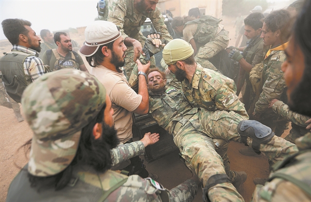 Οι ΗΠΑ δεν αφήνουν τις πετρελαιοπηγές