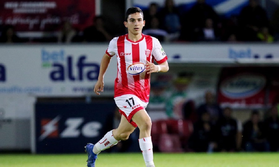 Ολυμπιακός: Υπέγραψε ο Κωστή και την Τρίτη θα γνωρίσει τους νέους του συμπαίκτες