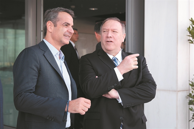 Τι φέρνει ο Πομπέο, τι θέλει η Αθήνα