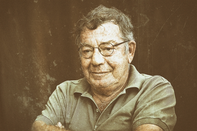 Οι δρόμοι που άνοιξε ο Ηλίας Νικολακόπουλος (1947-2022)