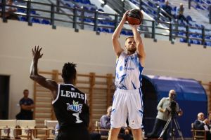 Πρώτη νίκη για τον Ιωνικό 83-66 τον ΠΑΟΚ