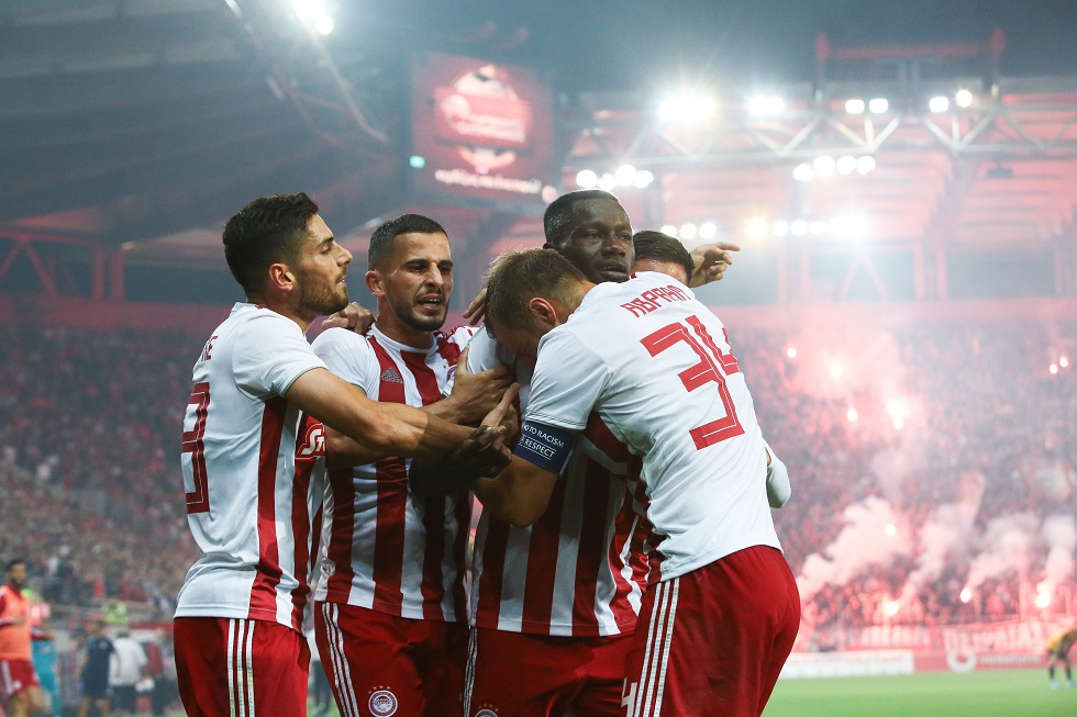 Κυρίαρχος ο Ολυμπιακός στο Καραϊσκάκη με την ΑΕΚ στο Καραϊσκάκη! (vids)