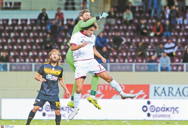 Κόλλησε στο γήπεδο και στον κάμπο