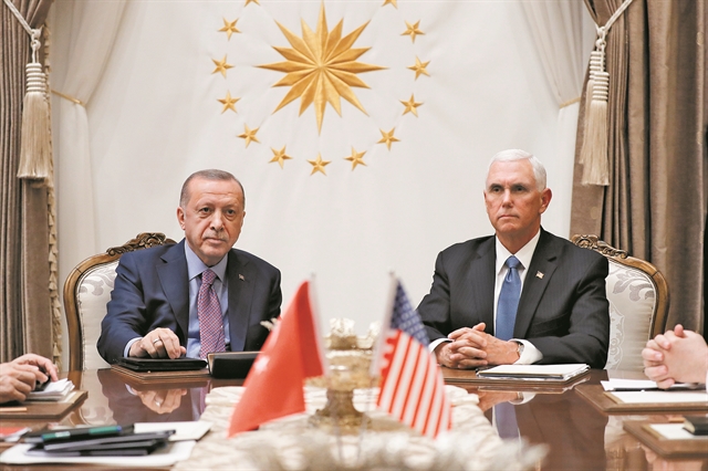 Σταματά την επέμβαση ο Ερντογάν