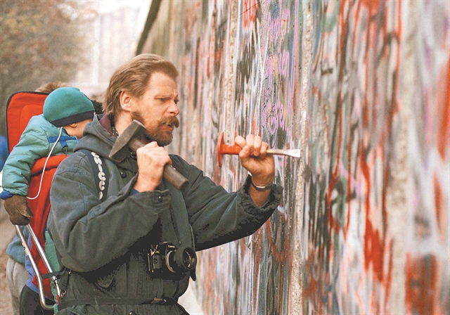 Φιλελεύθερη δημοκρατία for ever