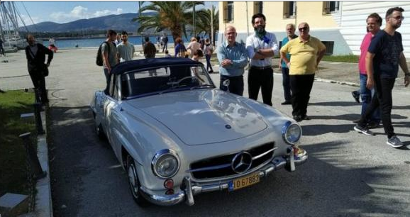 Βόλος: «Κούκλες» άλλων δεκαετιών έτρεξαν στο παραλιακό Πήλιο