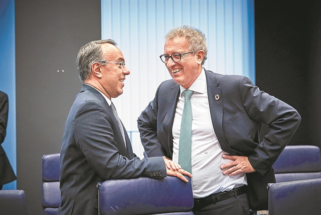 Ανοίγει ο δρόμος για μικρότερα πλεονάσματα