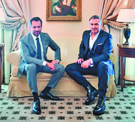 Ο Μανουκιάν στην Κηφισιά, ο Νιάρχος στο St. Moritz…