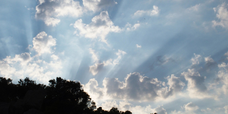 Καλοκαιρινός ο καιρός και σήμερα -Μέχρι που θα φτάσει η θερμοκρασία στην Αττική