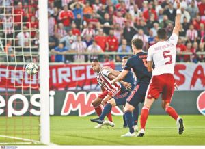 Σε δρόμο διπλής κατεύθυνσης