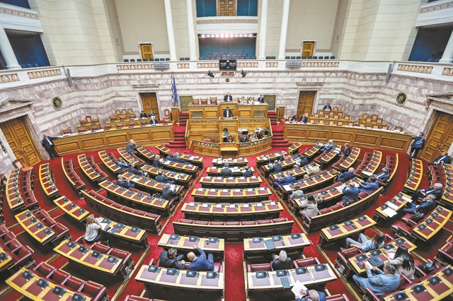 Σφίγγει ο κλοιός της Προανακριτικής