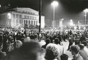 Η ειρηνική επανάσταση που γκρέμισε το Τείχος