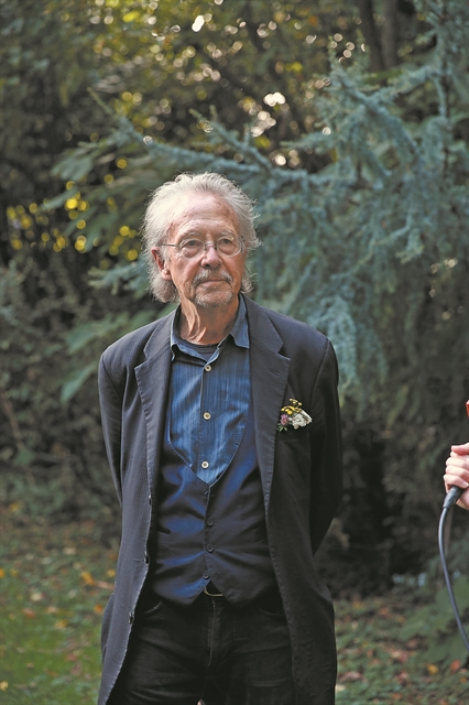 Η «πολιτική» των βραβείων