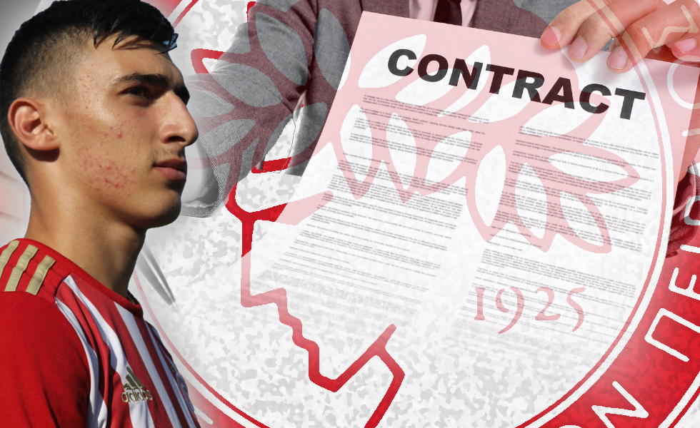 Ο Ολυμπιακός δένει με νέο συμβόλαιο τον Σουρλή