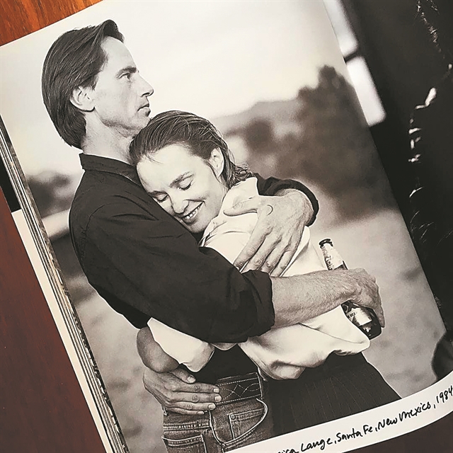 Κολάζ που δεν έγινε παζλ