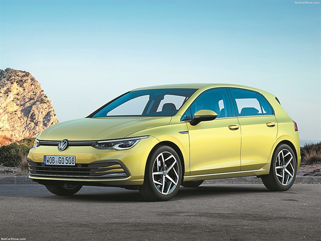 Περνάει στην αντεπίθεση