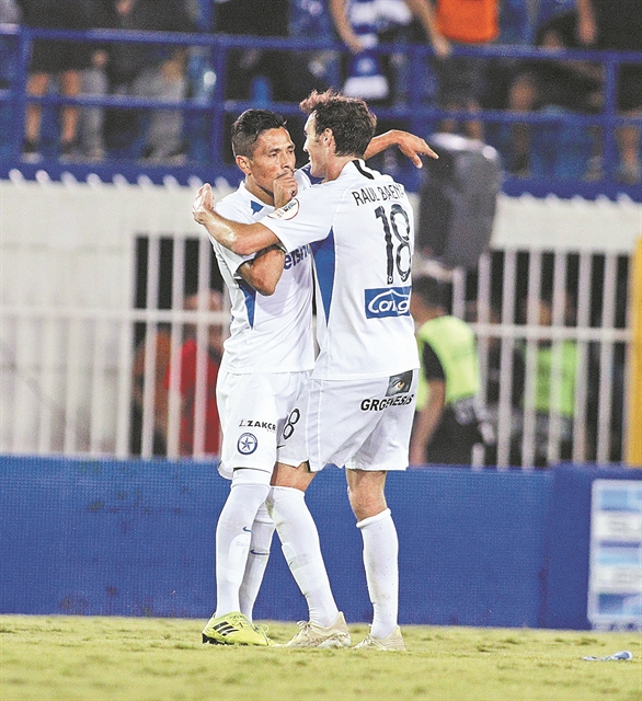 Συνεχίζει να σπάει τα κοντέρ