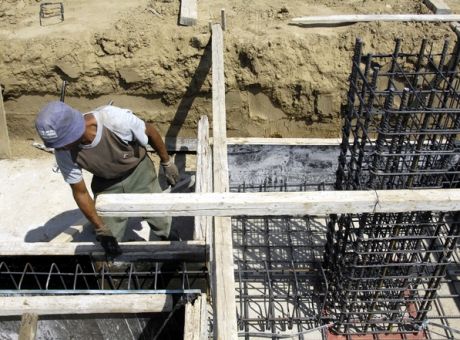 Η επιστροφή της αντιπαροχής