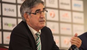 Μπερτομέου για Ολυμπιακό : «Κάτι πάει λάθος στην Ελλάδα»