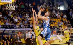 Μετά τον ΠΑΟΚ γονάτισε και τον Άρη ο Ιωνικός