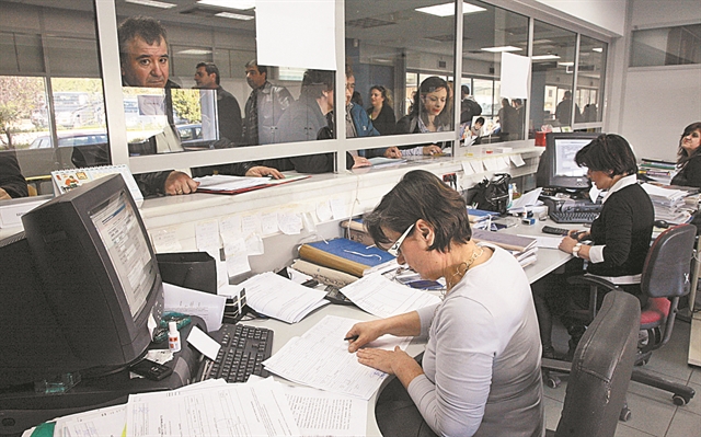 Κάνουν ταμείο για τις 120 δόσεις