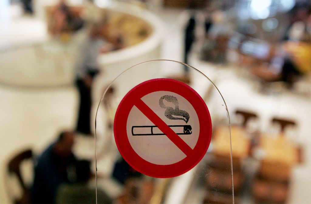 Στη Βουλή το νομοσχέδιο του υπ. Υγείας – Οι απαγορεύσεις για το κάπνισμα