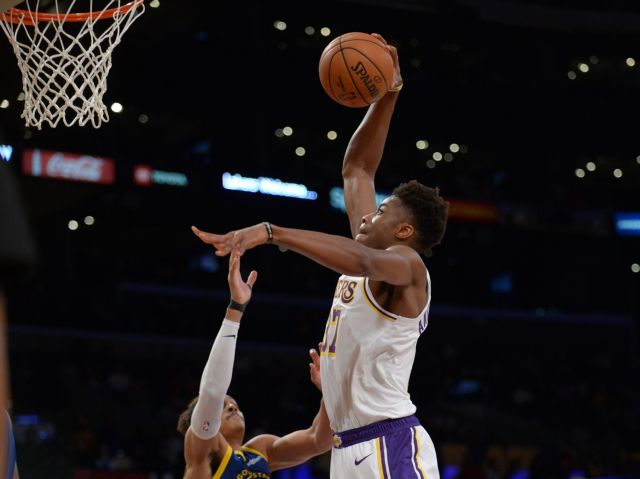 «Θετικός» ο Κώστας Αντετοκούνμπο στη νίκη των Λέικερς επί των Γουόριορς