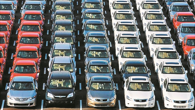 Με πατημένο το γκάζι η αγορά του αυτοκινήτου