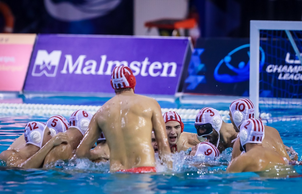 Len Champions League : Προελαύνει ο Ολυμπιακός