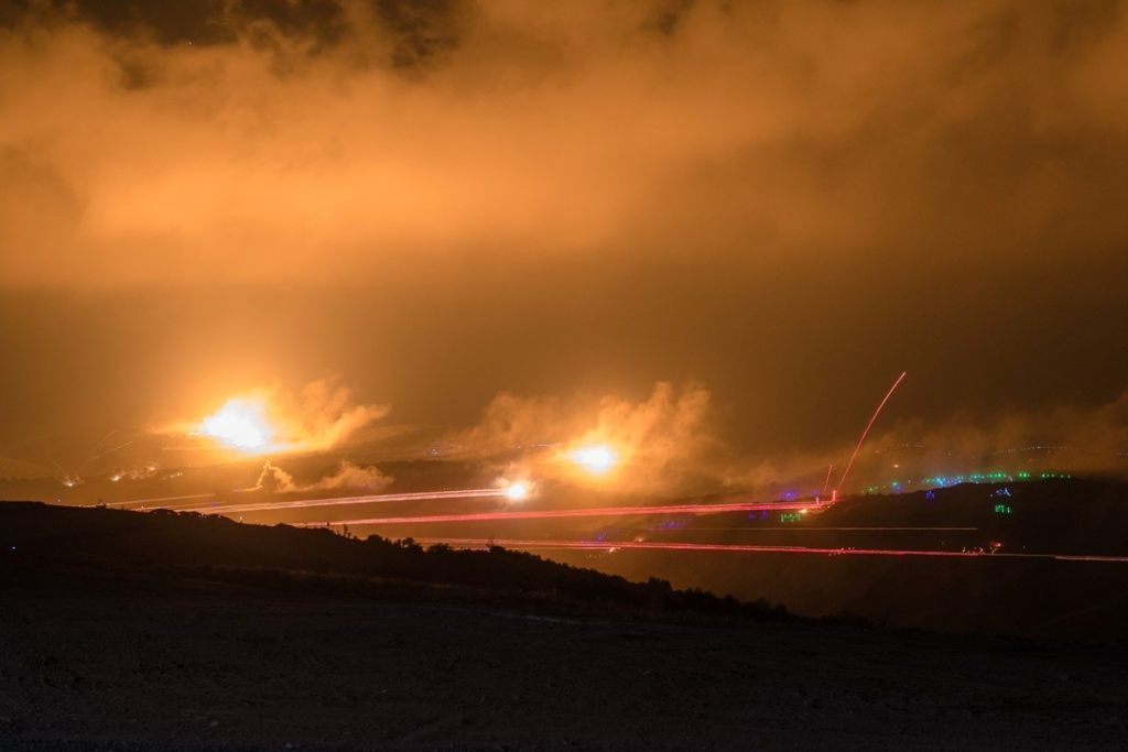 Παρμενίων : Στην άσκηση ο Μητσοτάκης – Προσάραξε σε αβαθή η φρεγάτα «Ελλη»