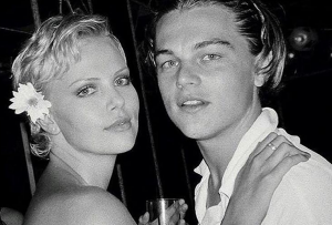 Δείτε ανέκδοτες φωτογραφίες διασήμων στα θρυλικά πάρτι του Χόλιγουντ