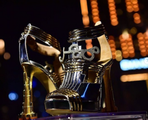 Τα πιο ακριβά παπούτσια στον κόσμο έχουν στο τακούνι… μετεωρίτη