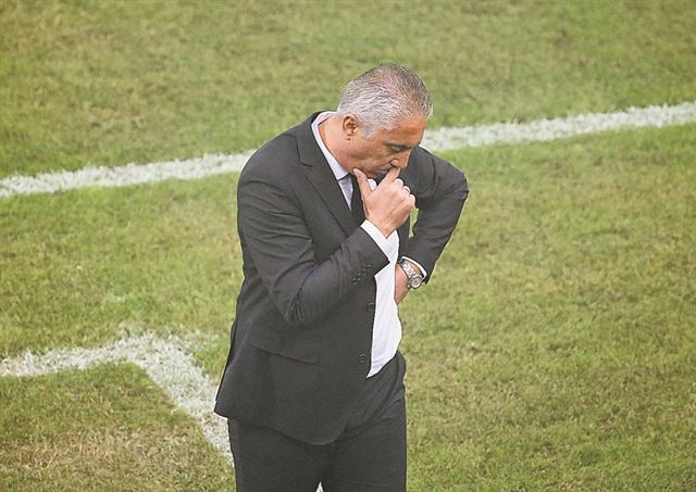 «Συγγνώμη από τον κόσμο, και εμείς προβληματιζόμαστε»