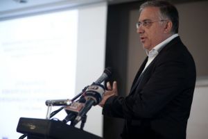 Θεοδωρικάκος : Δεν είναι «ίδιον του κρατικού μηχανισμού» η διαφθορά