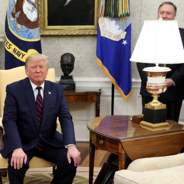 Τραμπ: Αναγόρευσε σε παγκόσμιο τρομοκράτη το ΡΚΚ