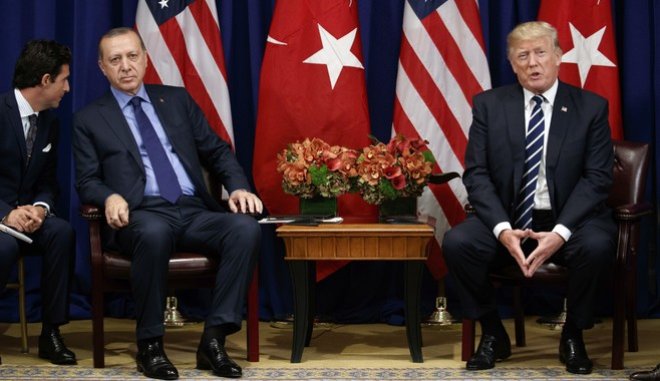 Η κατάπαυση πυρός φέρνει ξανά κοντά ΗΠΑ και Τουρκία