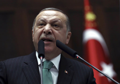 Έξαλλος ο Ερντογάν κατά των Κούρδων : Θα συντρίψουμε τα κεφάλια τους αν δεν υποχωρήσουν