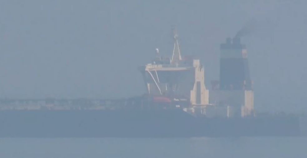 Σαουδική Αραβία: Ισχυρή έκρηξη σε ιρανικό τάνκερ –  Πιθανή τρομοκρατική ενέργεια