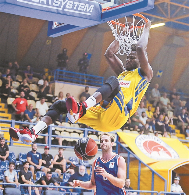 Υψηλές πτήσεις για Περιστέρι – Ηρακλή