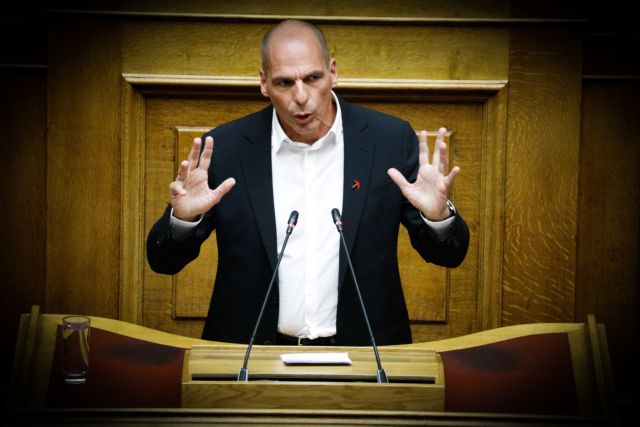 Ο Βαρουφάκης απαιτεί την προσοχή της Ντόρας