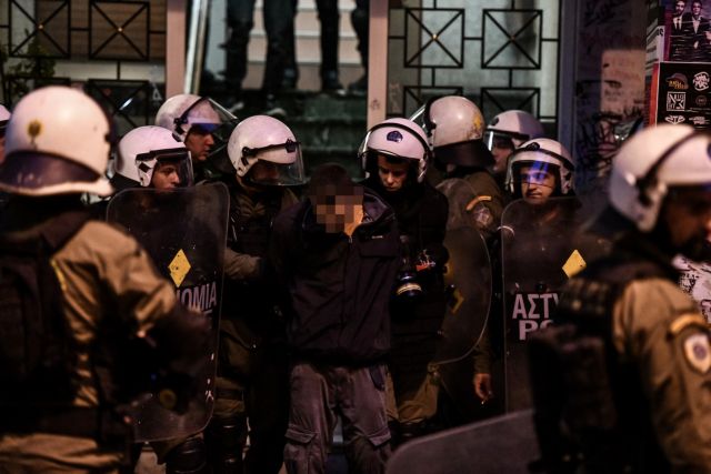 Ποινικές διώξεις στους συλληφθέντες για τα χθεσινά επεισόδια στα Εξάρχεια
