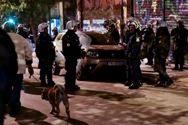 Εξάρχεια: Αποχώρησαν τα ΜΑΤ από τη Στουρνάρη μετά την επιχείρηση