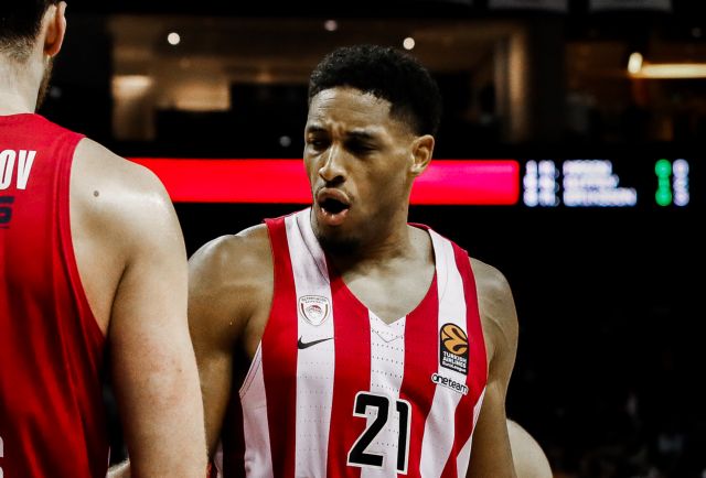 Ο Ολυμπιακός ισοπέδωσε την Άλμπα στο Βερολίνο