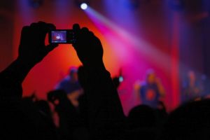 Γκάζι: Καταγγελίες για την έφοδο της ΕΛ.ΑΣ σε κλαμπ