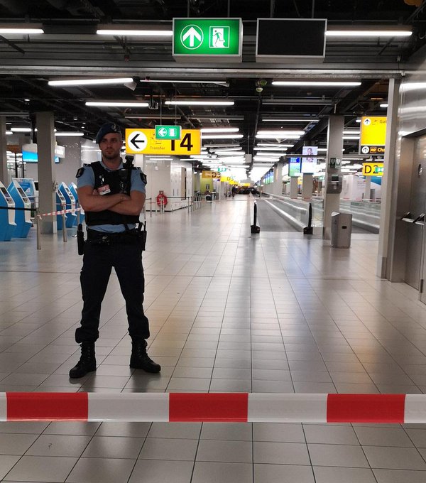 Συναγερμός στο αεροδρόμιο του Άμστερνταμ για ύποπτο αντικείμενο