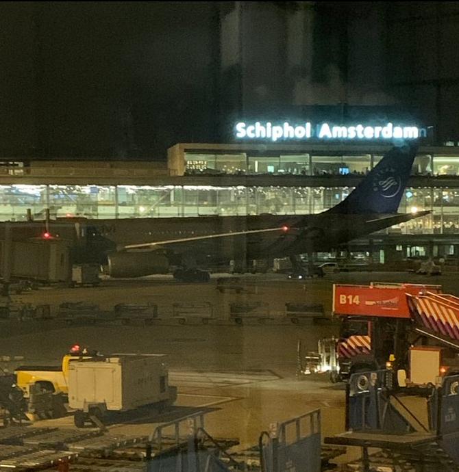 Αμστερνταμ: Λάθος πιλότου προκάλεσε συναγερμό στο αεροδρόμιο