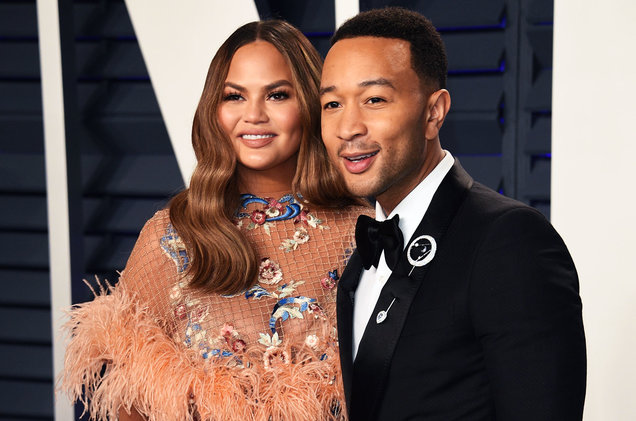 John Legend : Επικό τρολάρισμα στον πιο «ωραίο άνδρα» της χρονιάς
